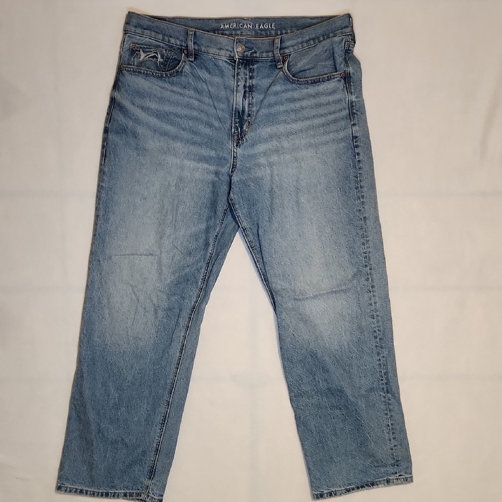 American Eagle Outfitters Light Blue Boyfriend Jeans